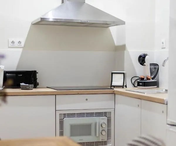 Writer's By Time Daire Cadiz